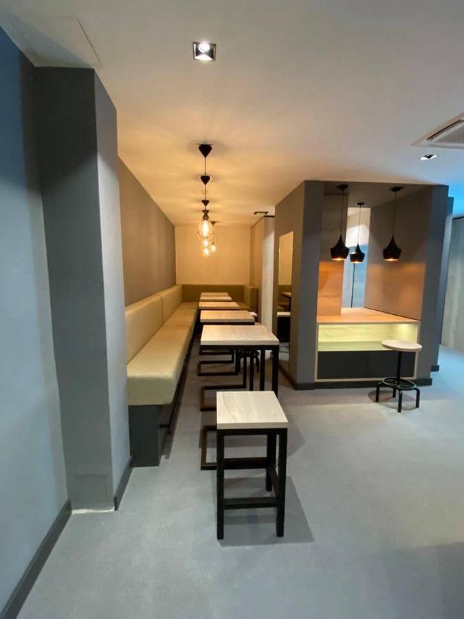 Super Seven Inn Belgrad Dış mekan fotoğraf